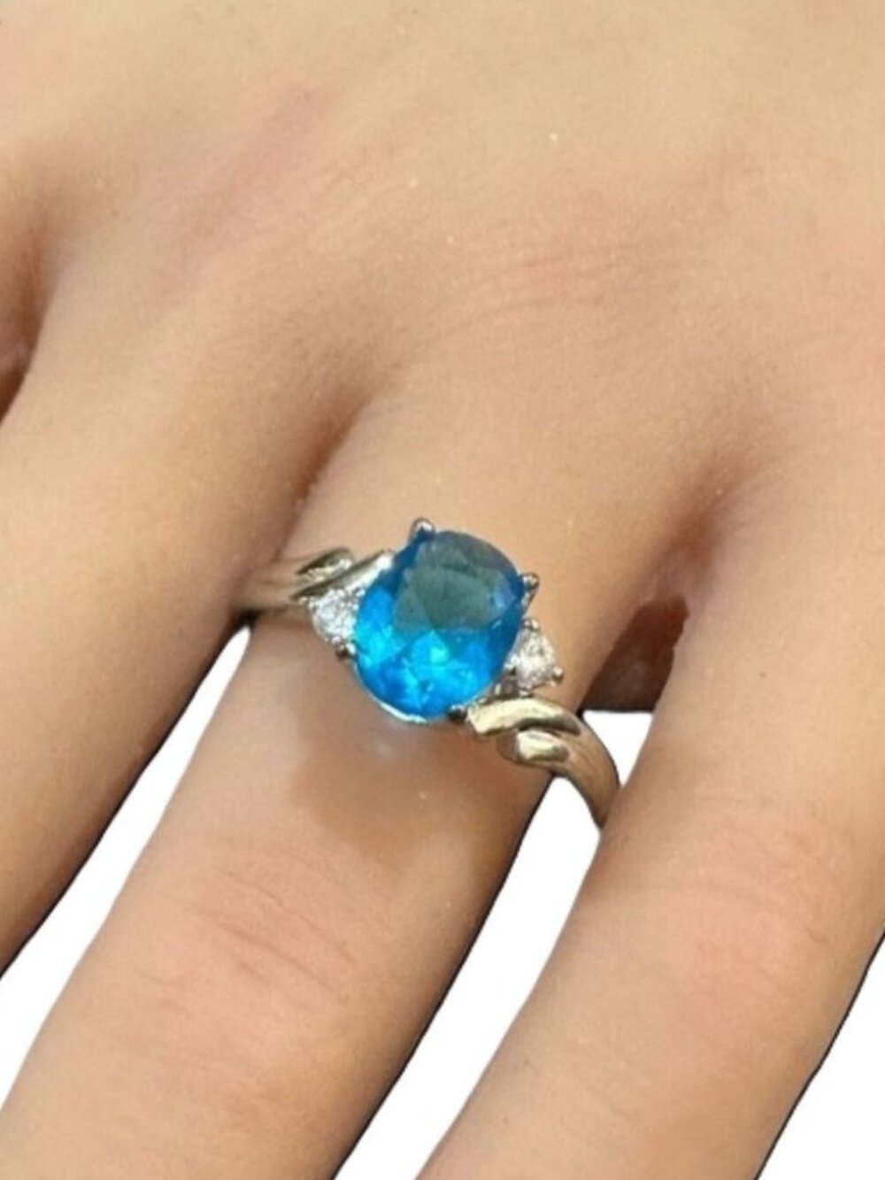 Vintage Ring Silver Tone Blue Center Size 8.5 Dainty Womens Costume Jewelry Gift